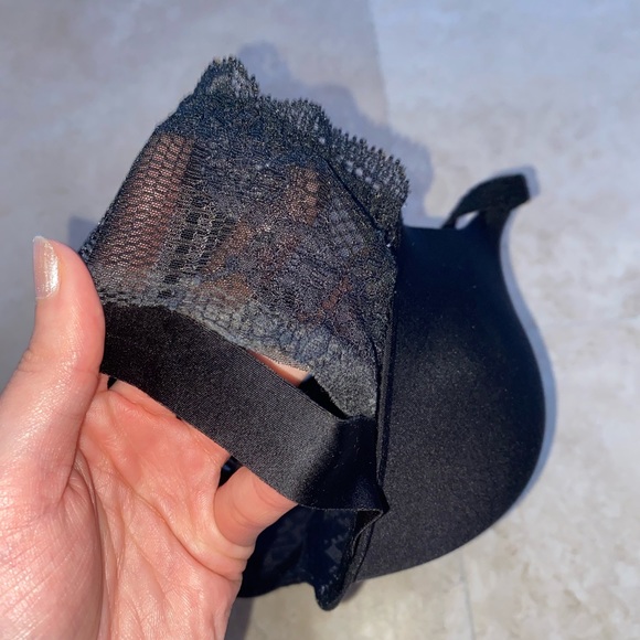 Victoria’s Secret Black Demi Uplift Bra - Picture 6 of 9